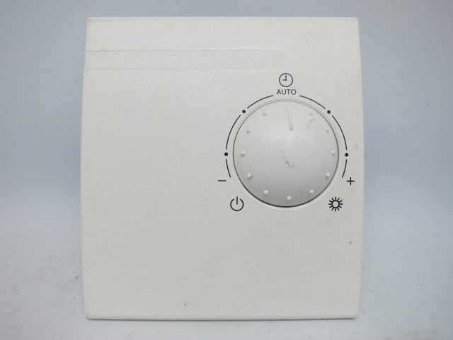 Landis Gyr room thermostat 52.01/320-10002044